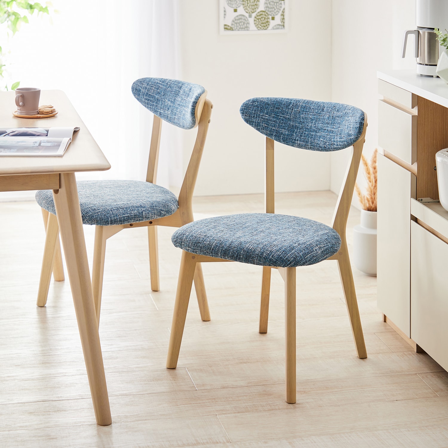 ホワイトインテリアに合うダイニングチェア2脚セット｜通販の