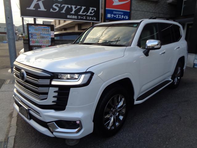 TOYOTA LAND CRUISER ZX | 2024 | PEARL WHITE | 5000 km | details