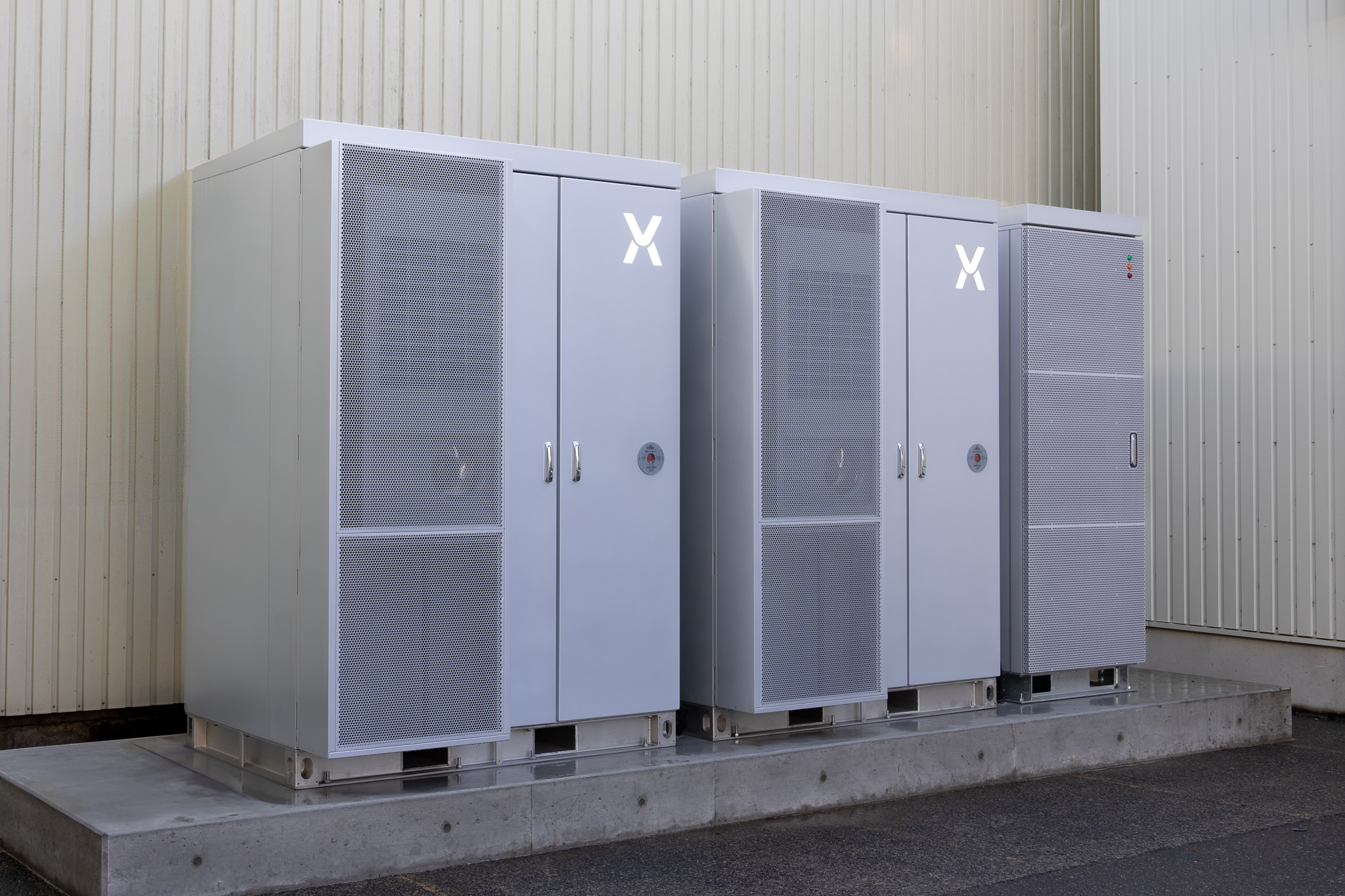 中型蓄電池「PowerX Cube 360」を初納入 - Newsroom - PowerX, Inc.