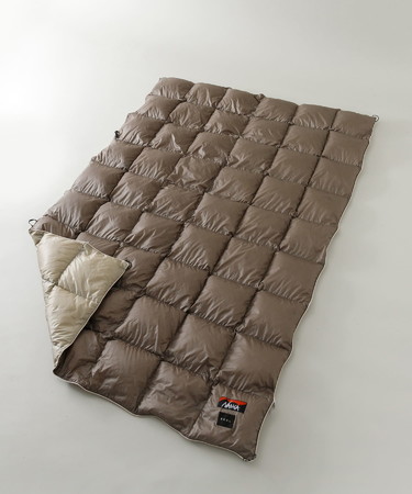 NANGA × EKAL 別注ダウンブランケットの 第 2 弾が予約を受付中