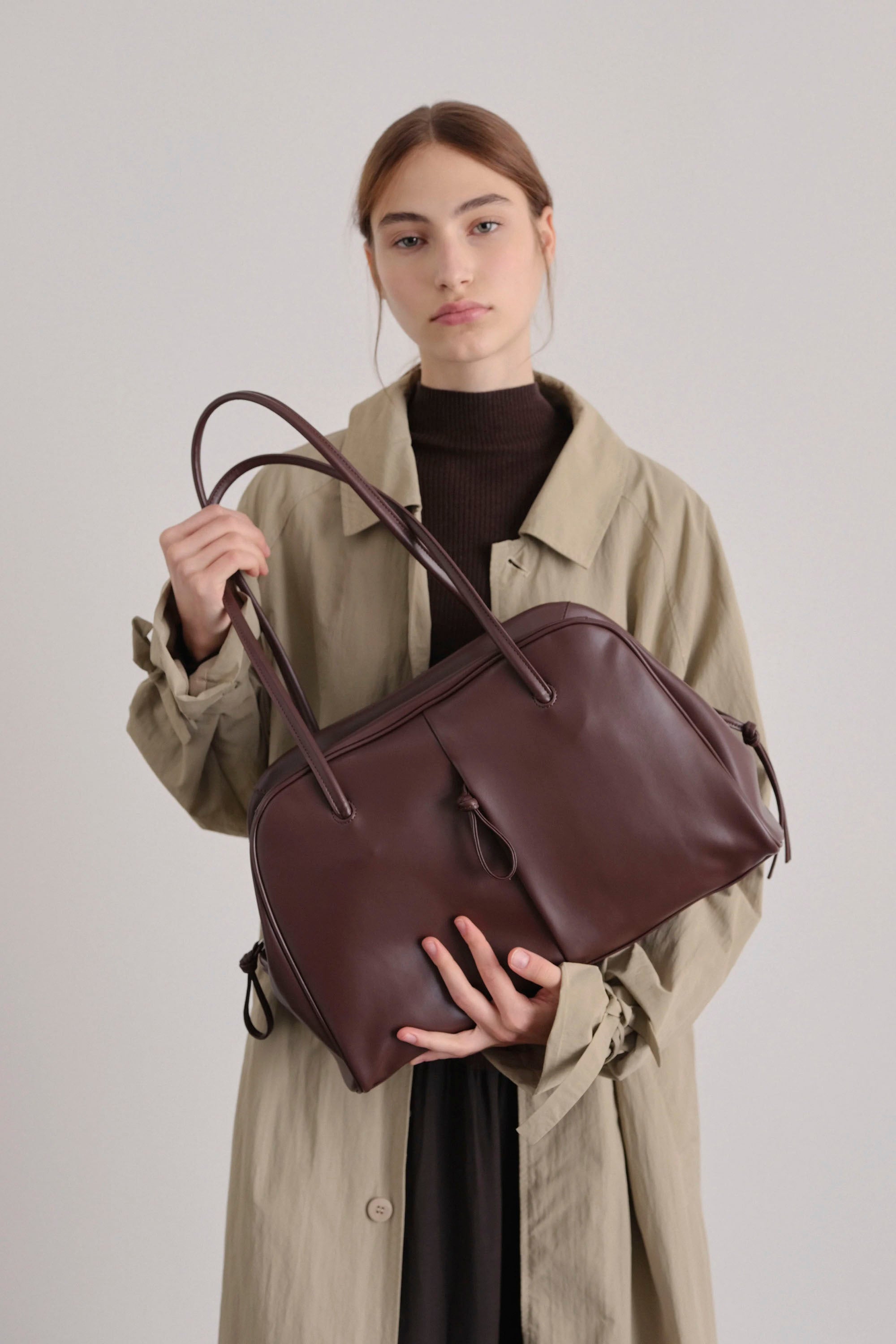ÖLEND Brooklyn Bag Chocolate | Shop at PUKAS SURF SHOP