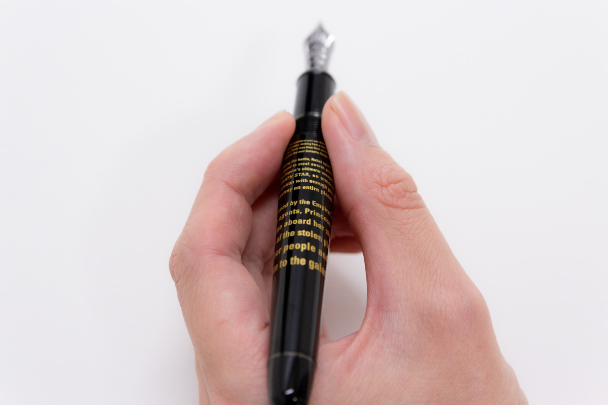 スター・ウォーズの世界観を表現した万年筆「#3776センチュリー/スター