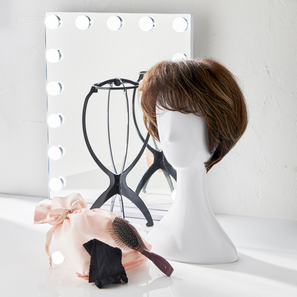 KNTファッションウィッグ マッシュショートスタイル カオリナラ