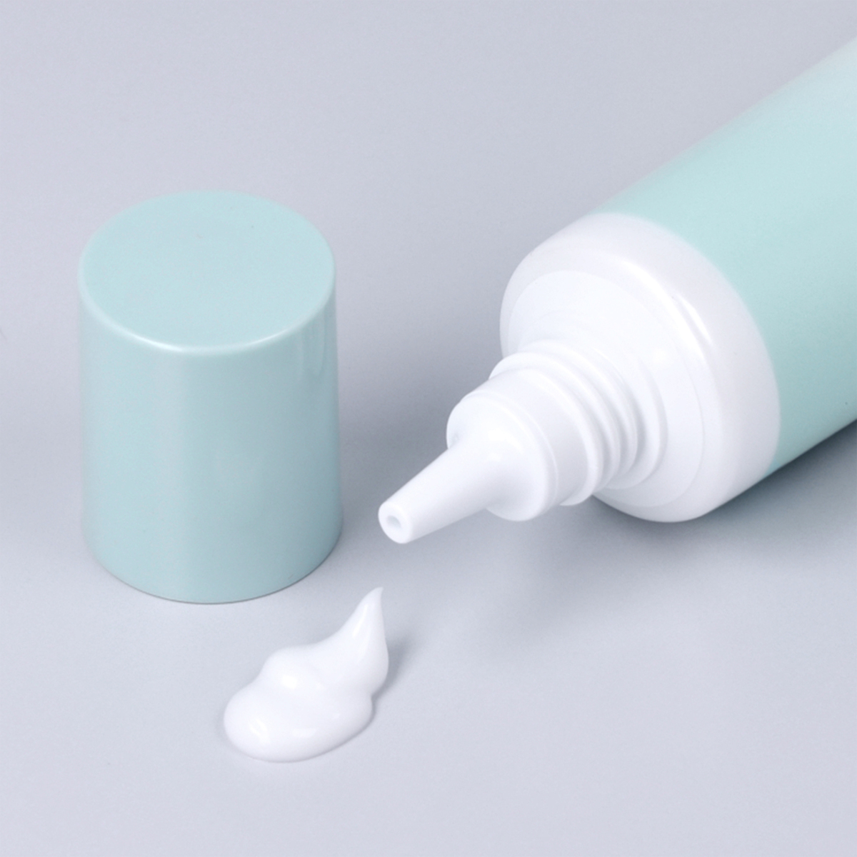 ホワイピュア薬用美白パーフェクトクリーム 27g×4本セット ホワイ