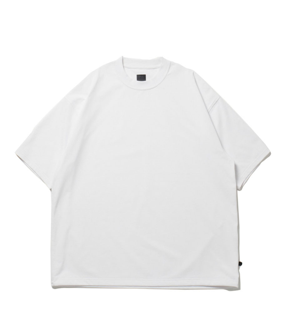 DAIWA PIER 39 TECH DRAWSTRING S/S TEE [WHITE] - Fresh Service