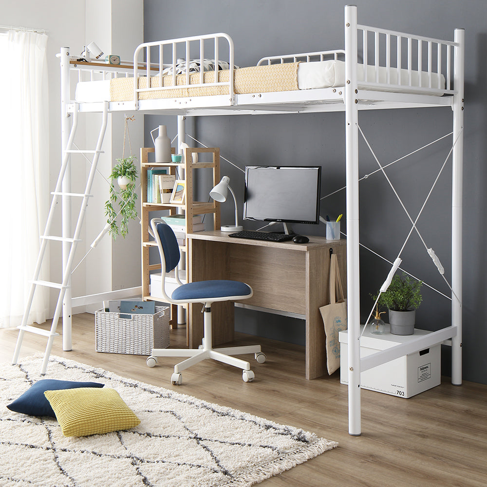 デスク・ラック付きも選べる ロフトベッド/ ベッド下に自由自在の空間