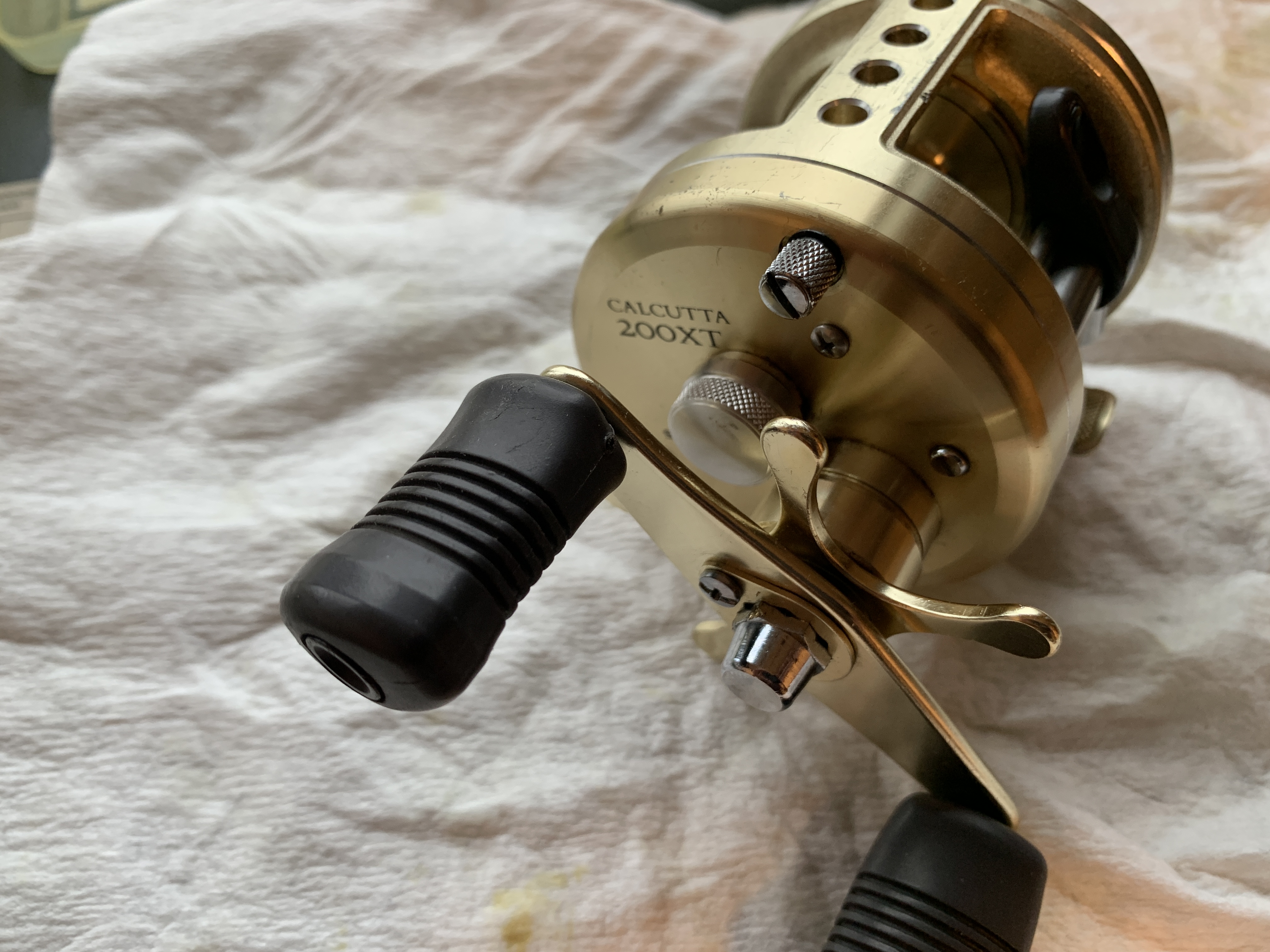 カルカッタ 200 XT オーバーホール＜スプールの回転が悪い＞ | シマノ