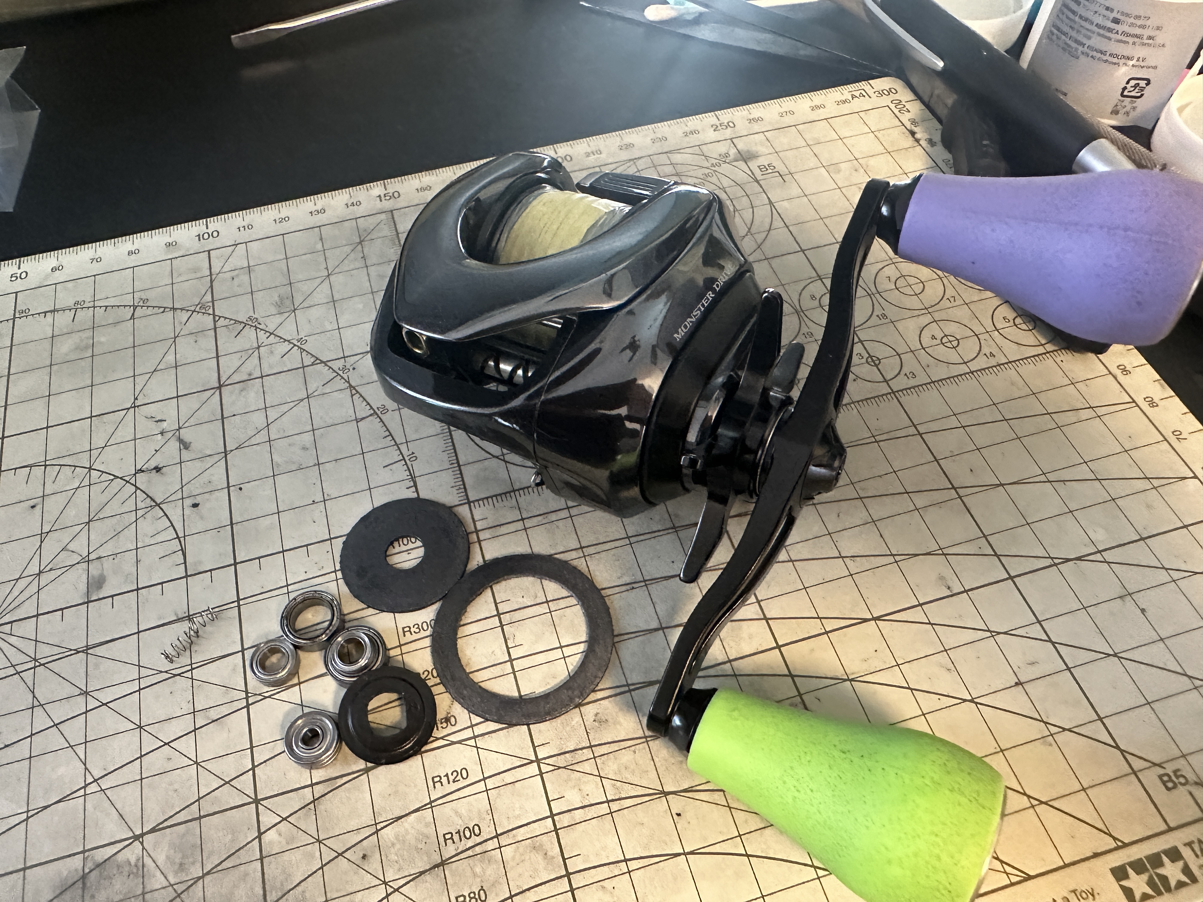 18ANTARES DCMDベイトリール 専用ケース付き 18ANTARES DCMDベイト