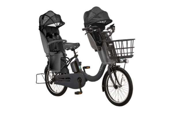 3人乗り用チャイルドシート付きギュット・クルームF・DX パナソニック