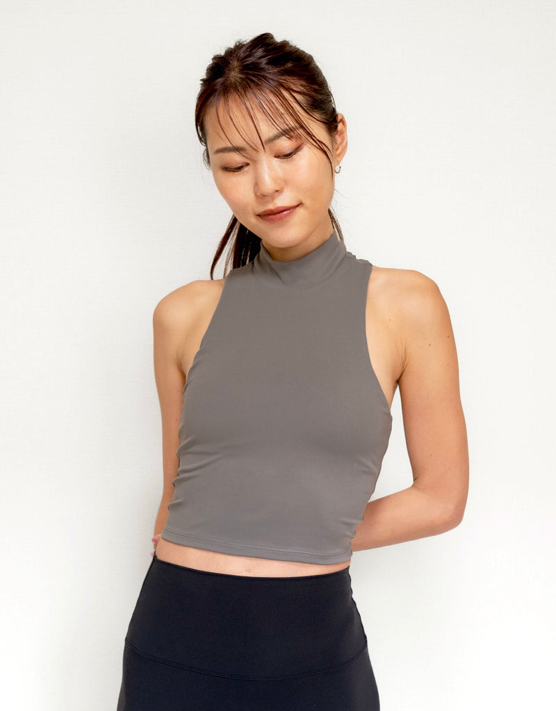 LUIS ハイネック クロップド タンクトップ -dovetail gray- – RESELVES