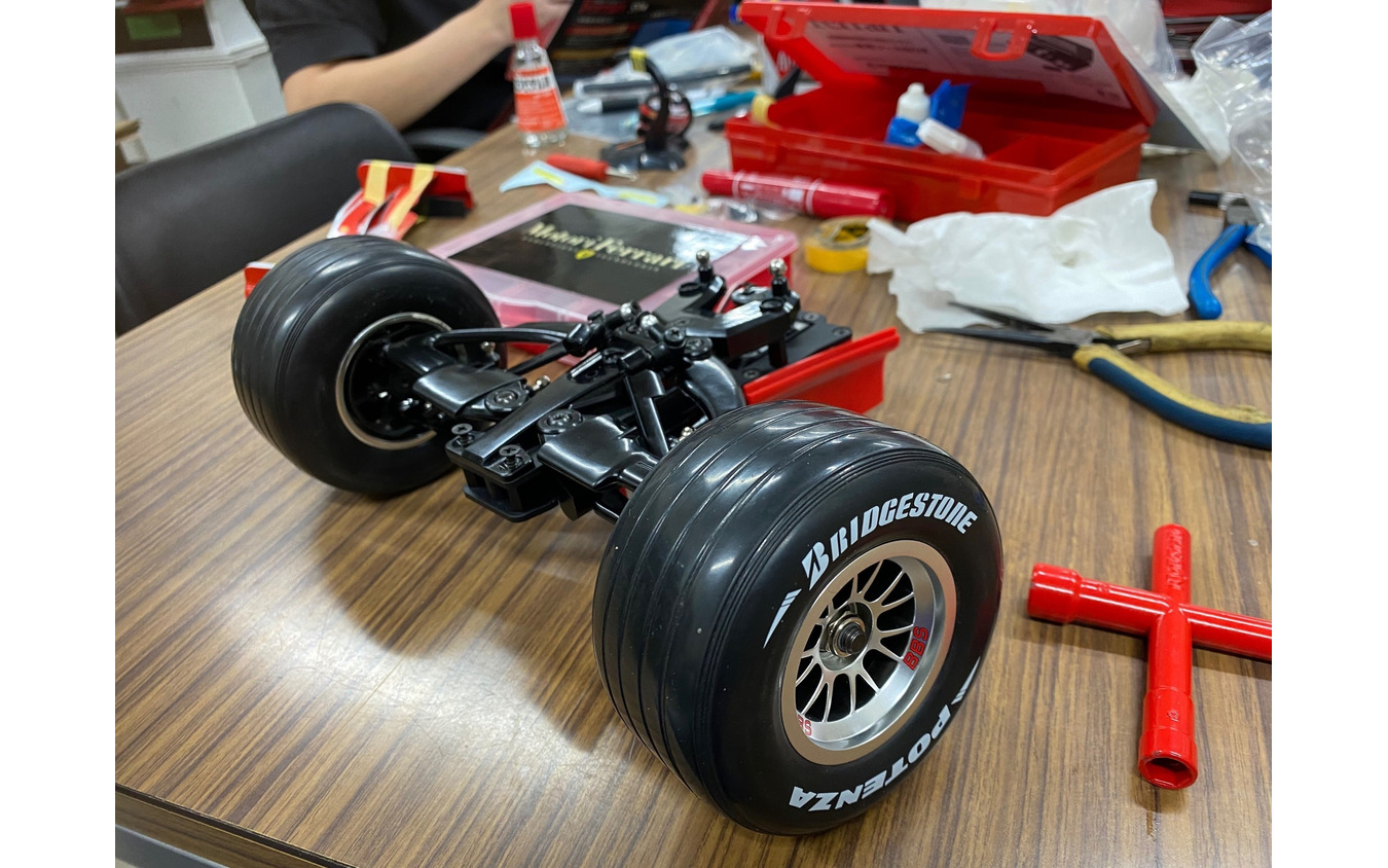 完成形が見えた？ ついにクルマになってきた「俺たちのフェラーリ