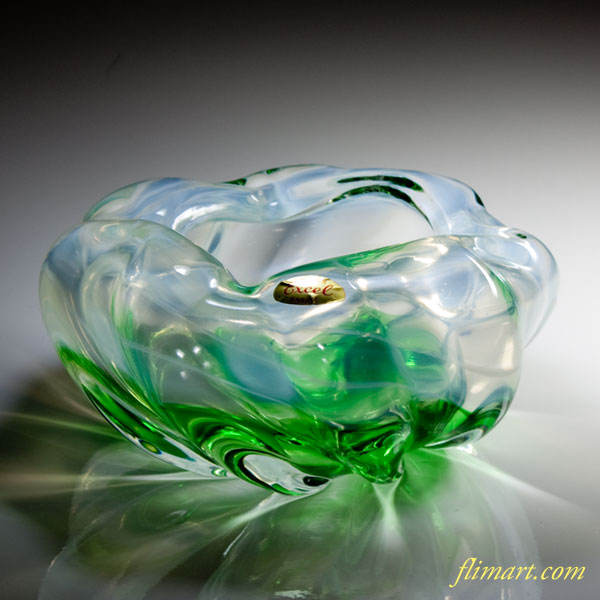 ガラス灰皿緑R3404 : 昭和レトロポップ食器雑貨通販ショップ