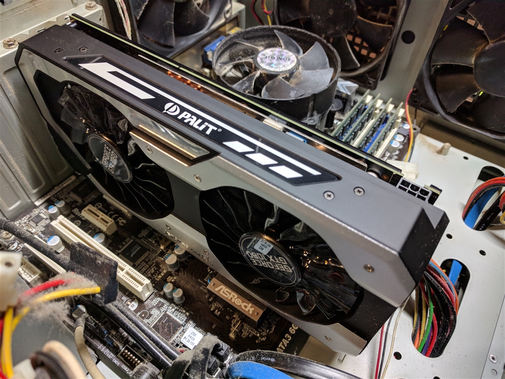 価格.com - 『6pinの補助電源忘れずに。』Palit Microsystems