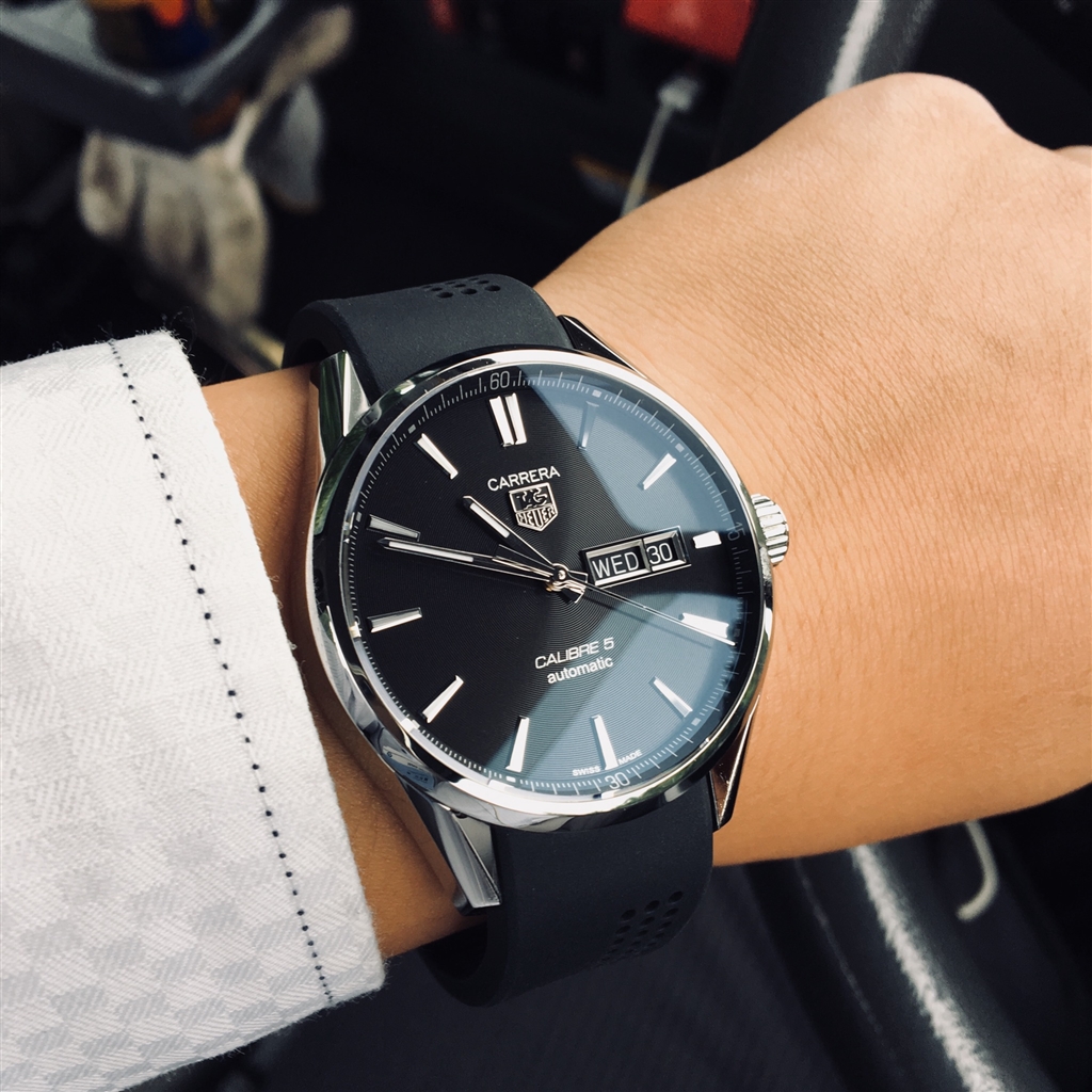 価格.com - 『ラバーベルト仕様です』タグ・ホイヤー カレラ