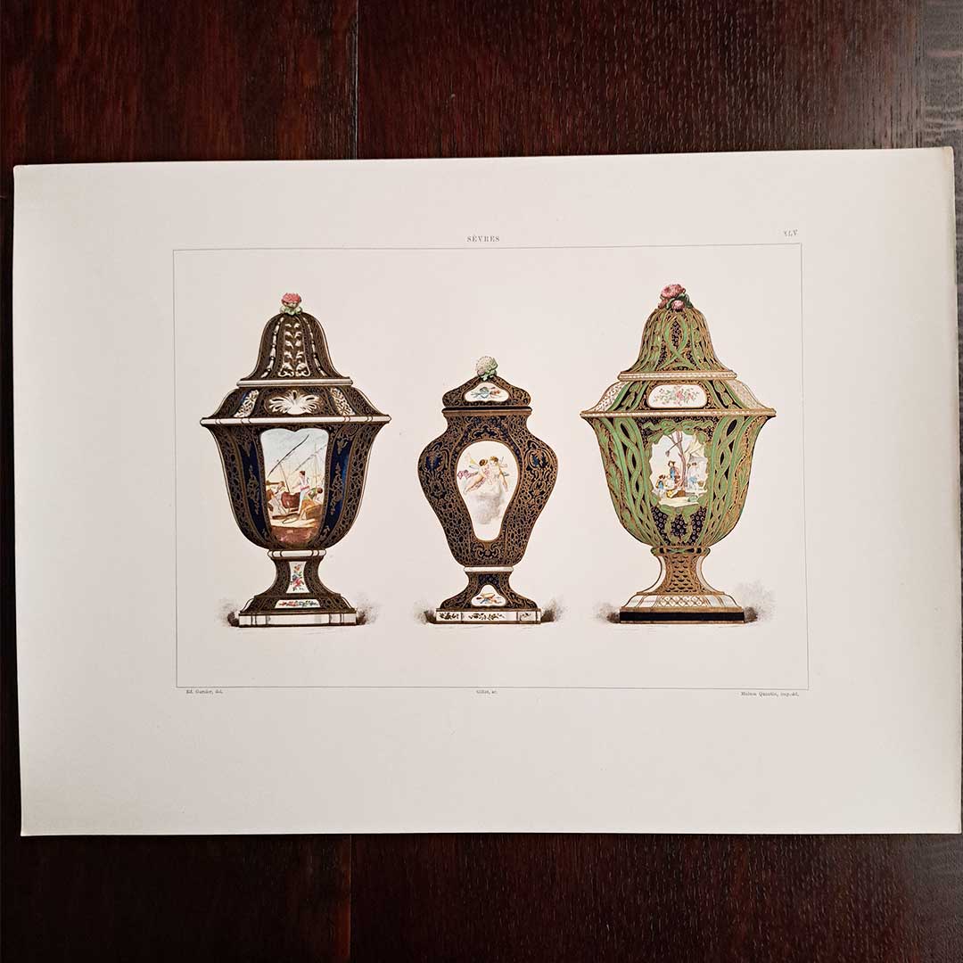 セーブルの軟質磁器「壺」プレートNo.45