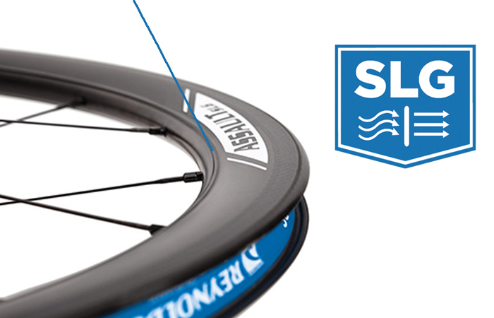 レイノルズのカーボンホイール(ATTACK / ASSAULT / STRIKE)が