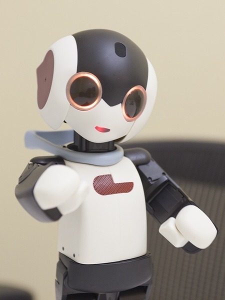 神崎洋治のロボットの衝撃 vol.13】デアゴスティーニの「ロビ」はなぜ