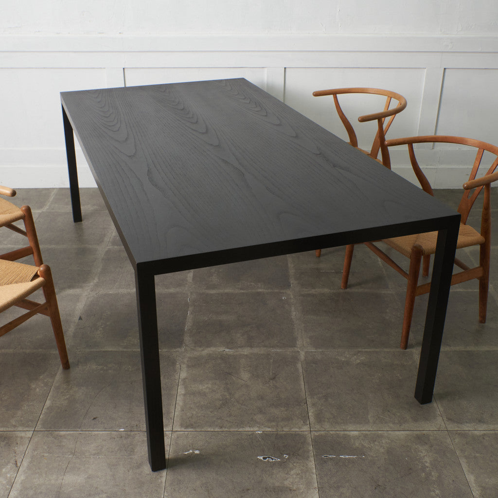 MATRIX 1011 ダイニングテーブル｜カッシーナ・イクスシー cassina IXC