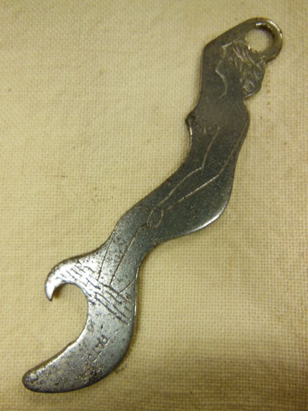 1920'S NOS NOVERTY BOTTLE OPNER [SEPTEMBER MORNS]裸女性栓抜き
