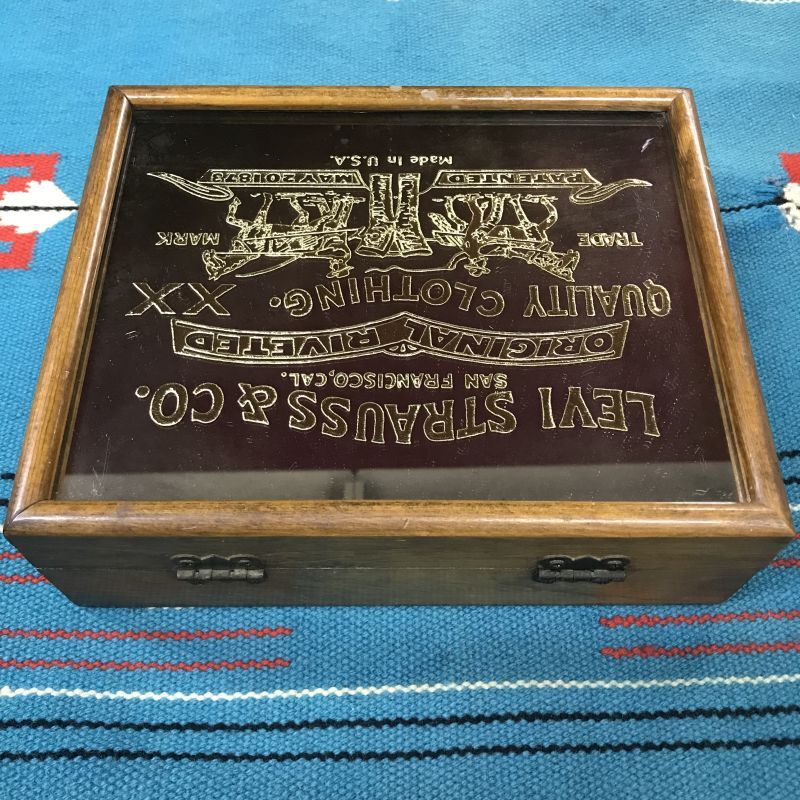 1970'S LEVI STRAUS ＆CO, WOOD FRAMED MIRROR JEWEL BOX ビンテージ