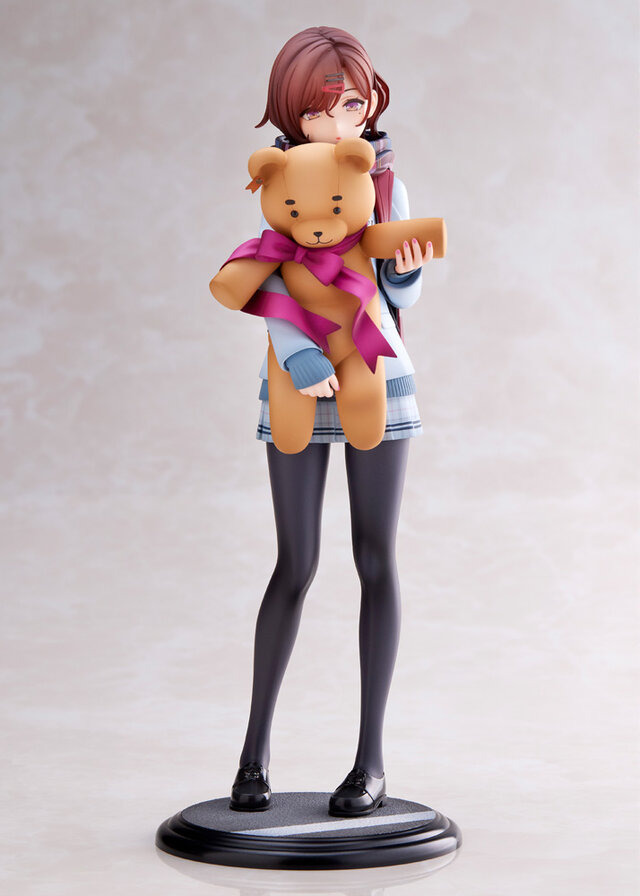 大きなくまのぬいぐるみを持った「樋口円香」が可愛すぎる