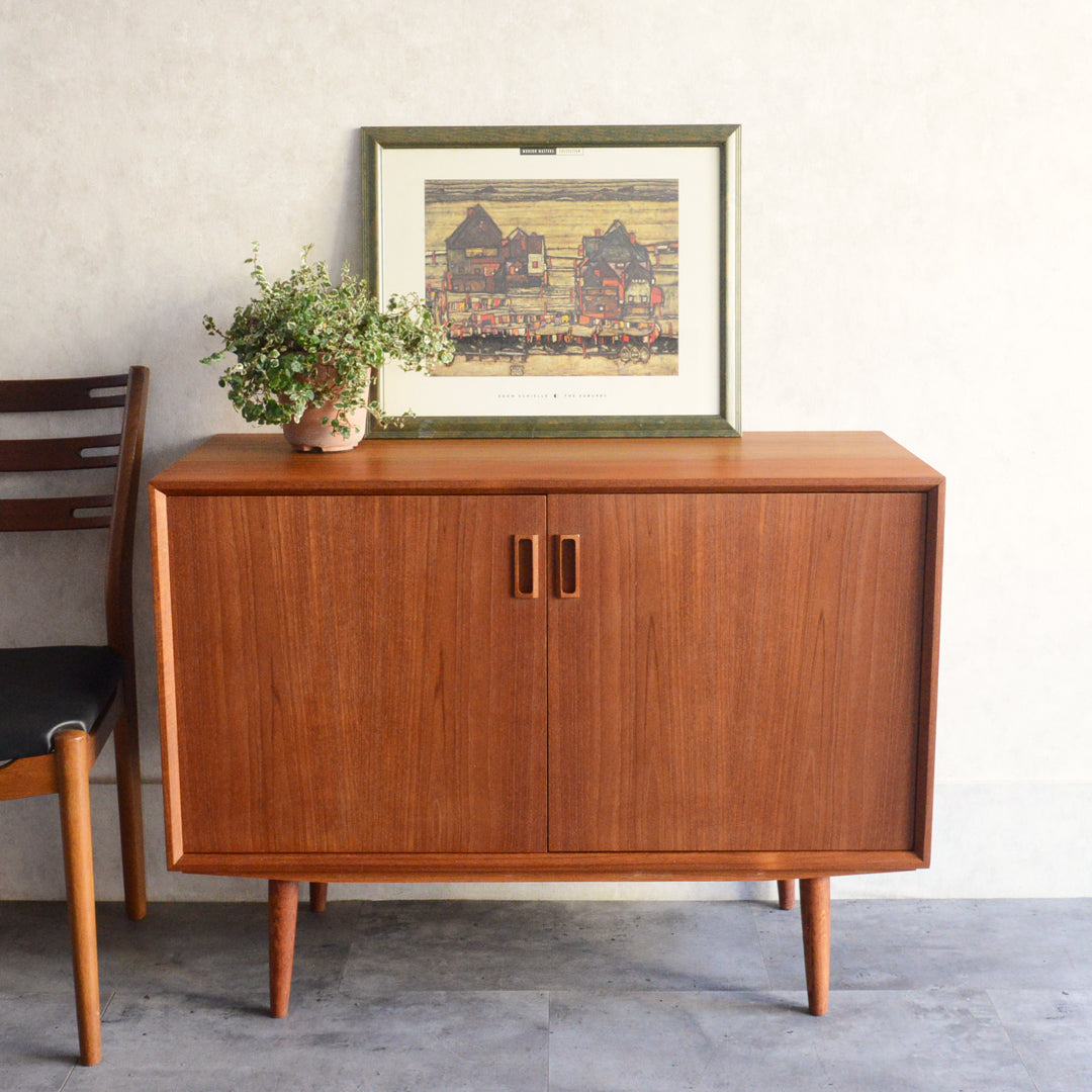 デンマーク ヴィンテージ Johannes Sorth サイドボード5-164 – Rowan.inc