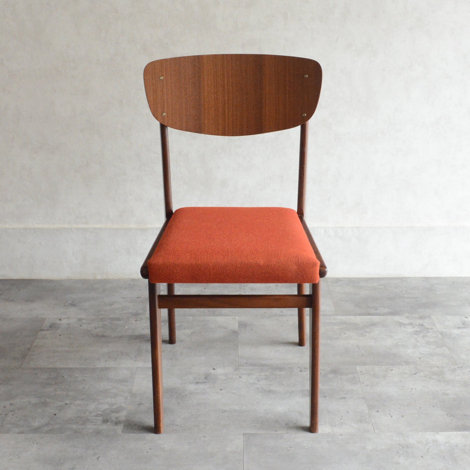 ヴィンテージ ダイニングチェア オレンジ05 – Rowan.inc