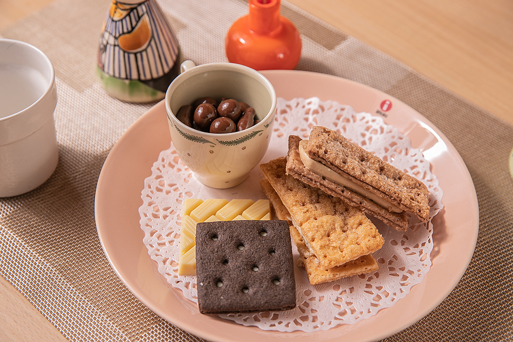 イッタラ ティーマ プレート21cm／ヴィンテージブラウン｜北欧モダン