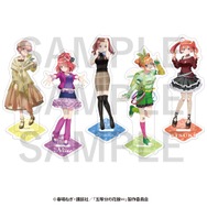 五等分の花嫁」五つ子が懐かしい平成ファッションで登場♪ 等身大