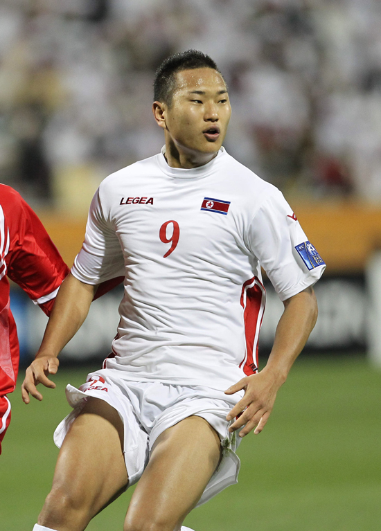 サッカー＞“人民ルーニー”鄭大世、水原サムスン入団確定 | Joongang