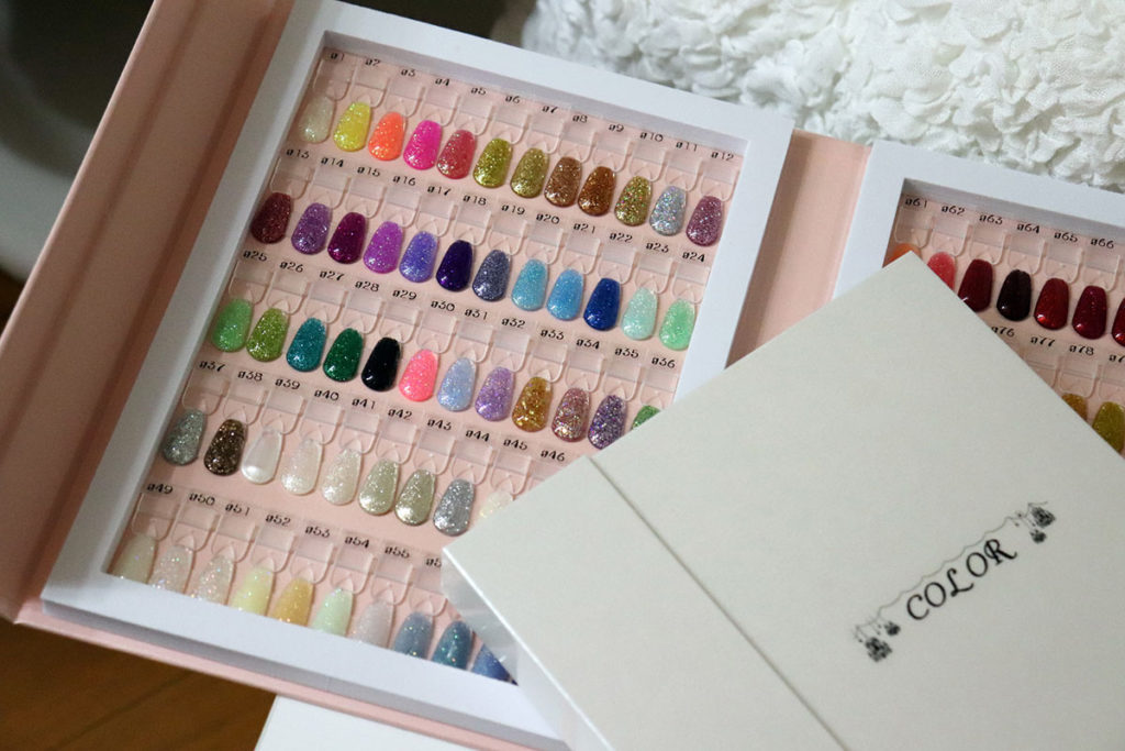 2025 年10月 | プロのネイリストが選ぶジェルネイルとは？おすすめ