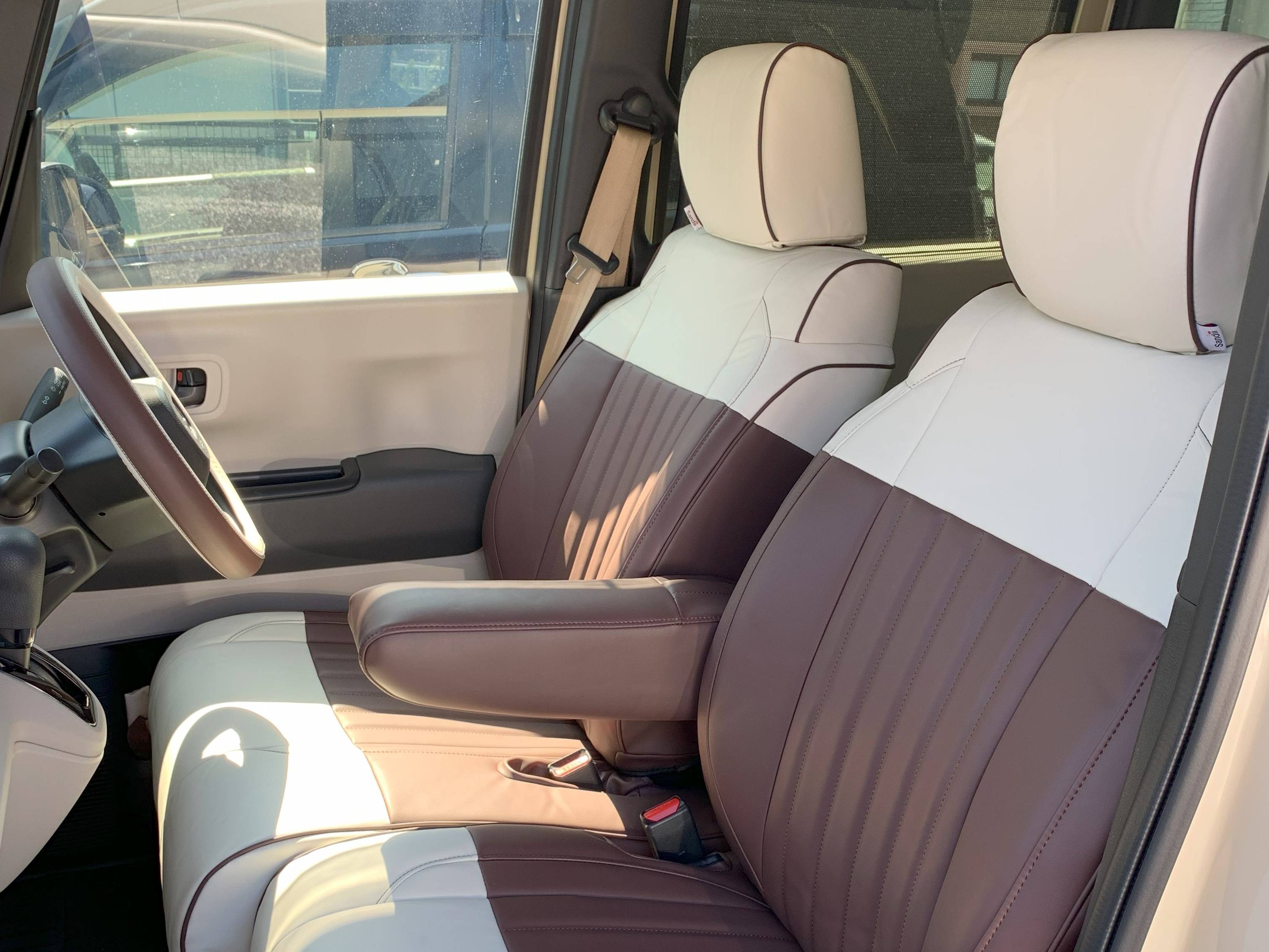 装着写真】N-BOX Sandiiマカロン シートカバー [品番:H0056-14