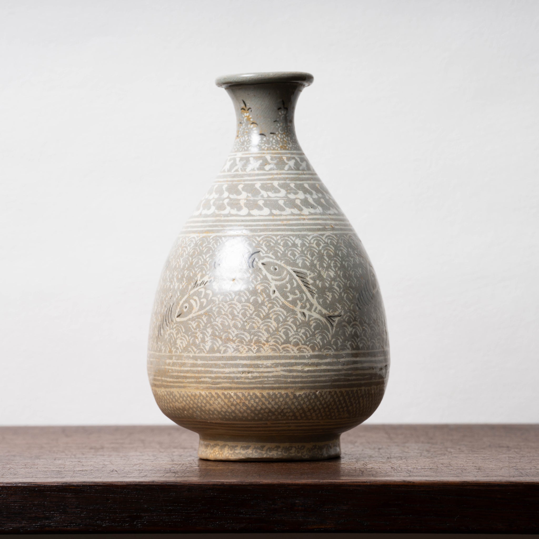 中国 青花釉裏紅 魚藻文 玉壺春瓶 C 7043 2024 中国 青花釉裏紅 魚藻文