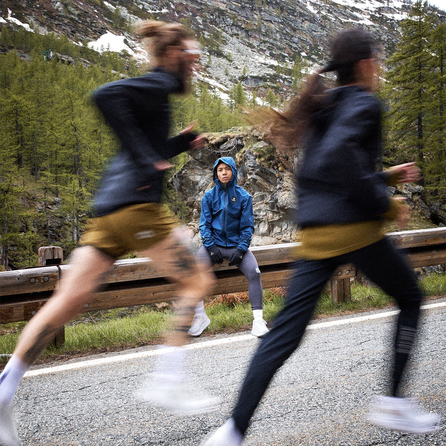 □ 公式 □ SAYSKY/セイスカイ ウォータープルーフランニング
