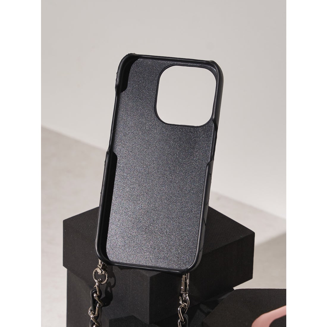 ダーリッチ Darich ストーンロゴキルティングiPhoneケース （ブラック