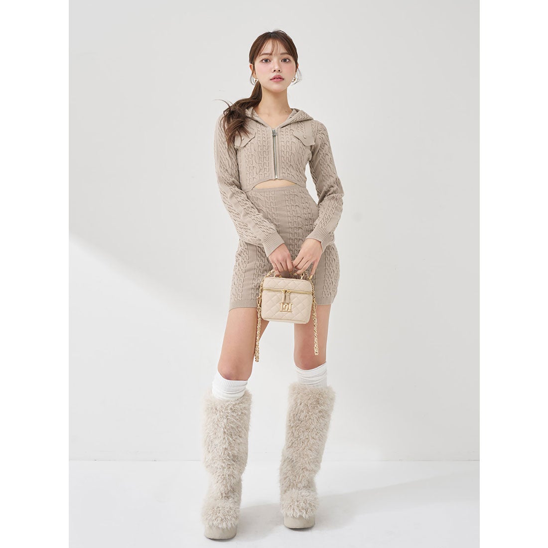 ダーリッチ Darich オープンケーブルニットミニワンピース （ベージュ