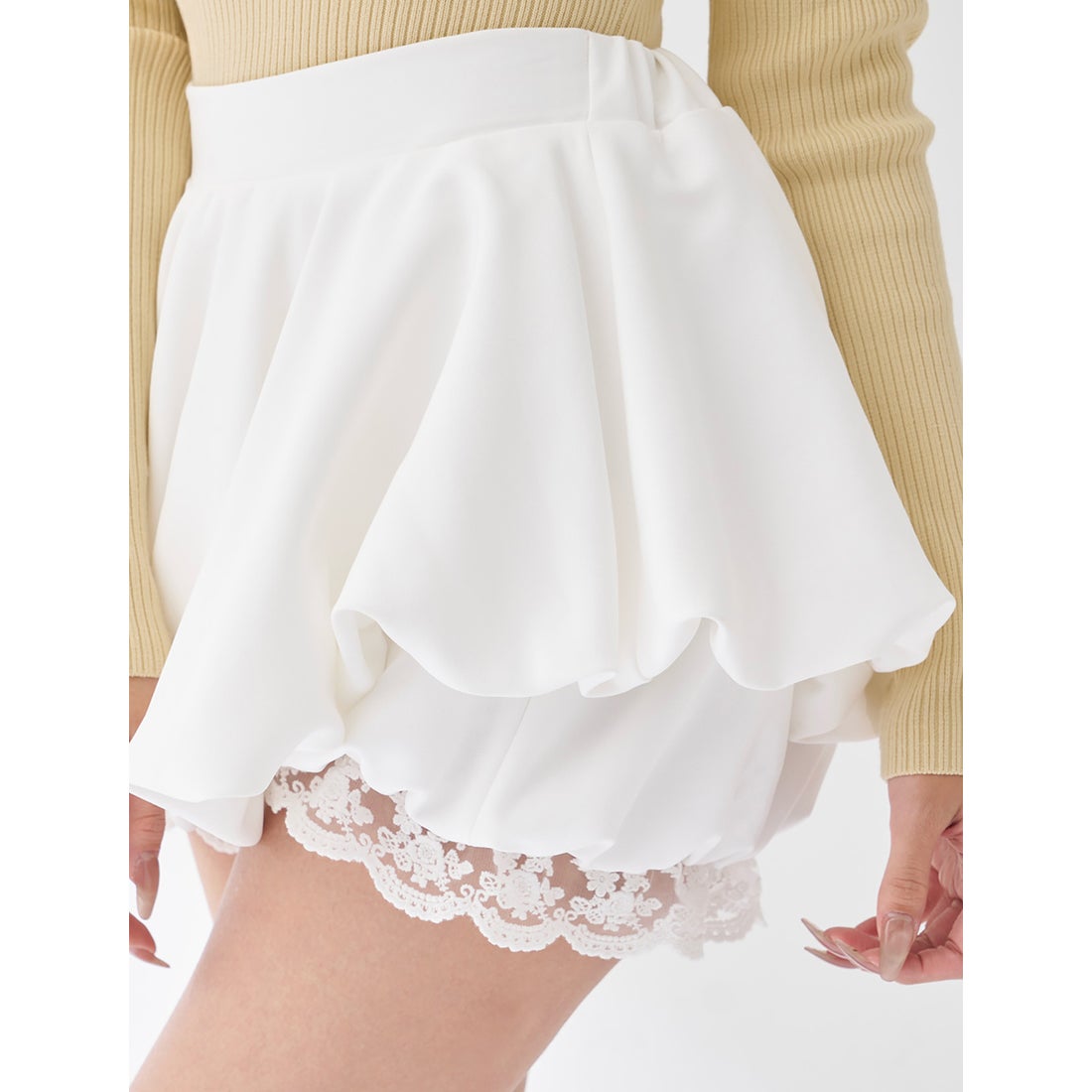 ダーリッチ Darich ボリュームバルーンミニスカート （ホワイト