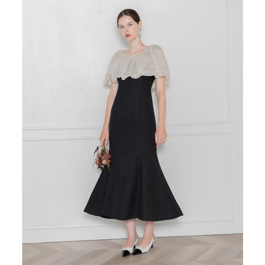 レジャ Leja 2WAYオフショルダーパフスリーブバリエマーメイド