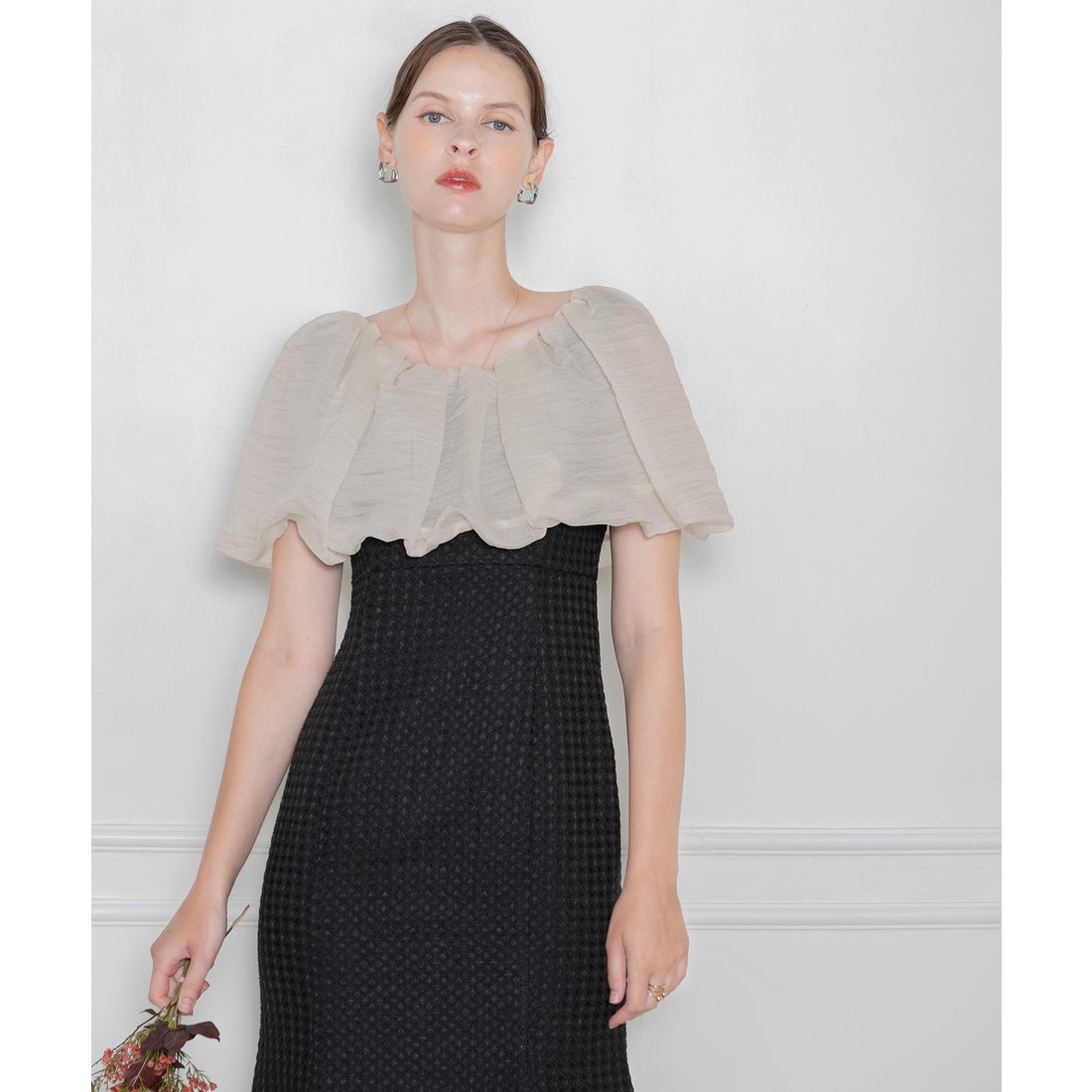 レジャ Leja 2WAYオフショルダーパフスリーブバリエマーメイド