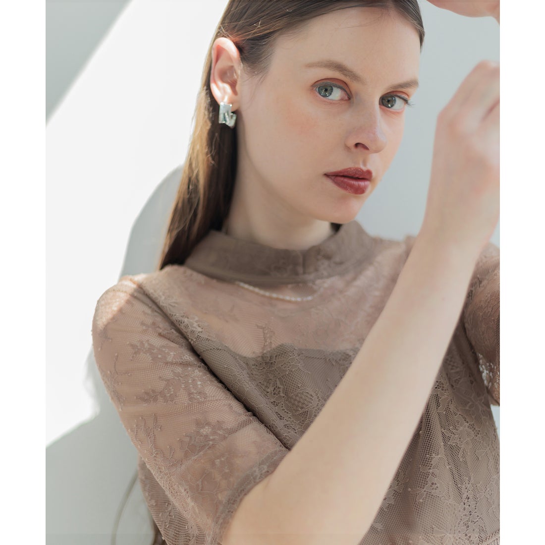 レジャ Leja ハイネック花柄レースウエストマーク透けロングドレス