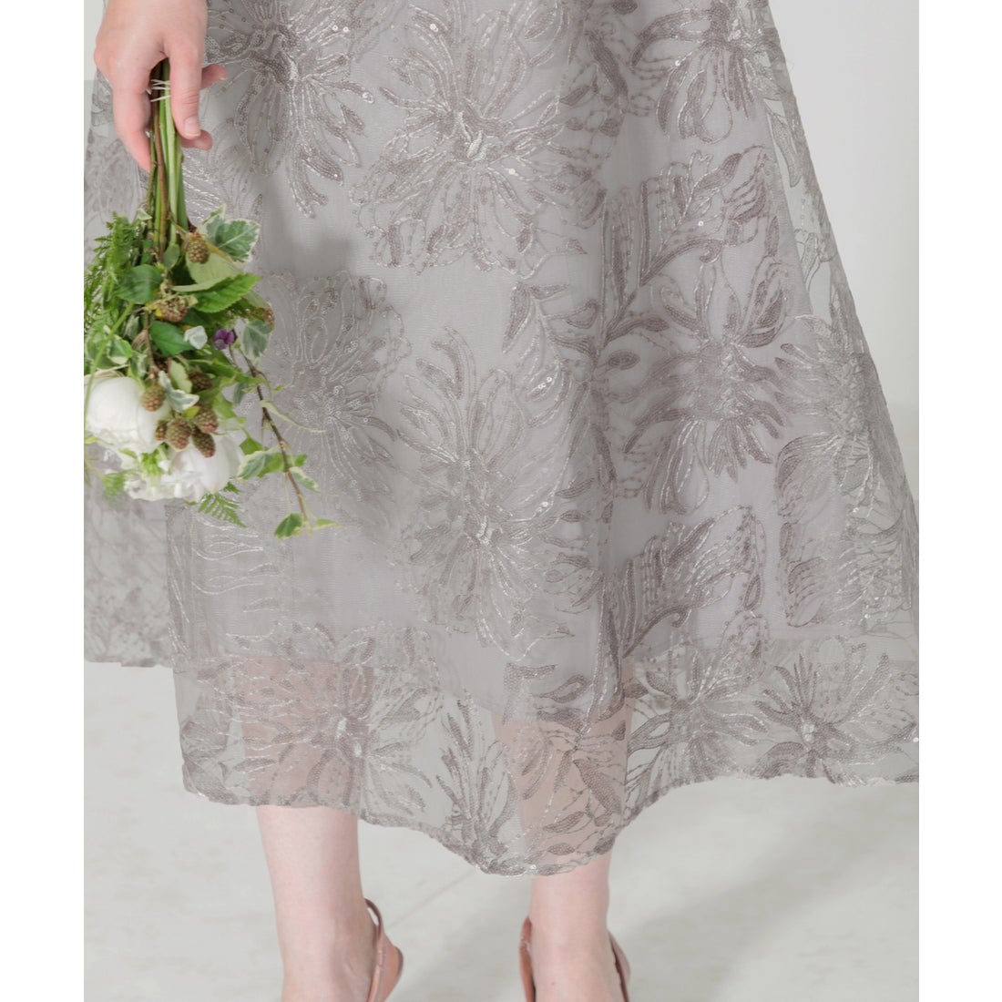 レジャ Leja スパンコール花柄刺繍プチハイネックウエストマークA