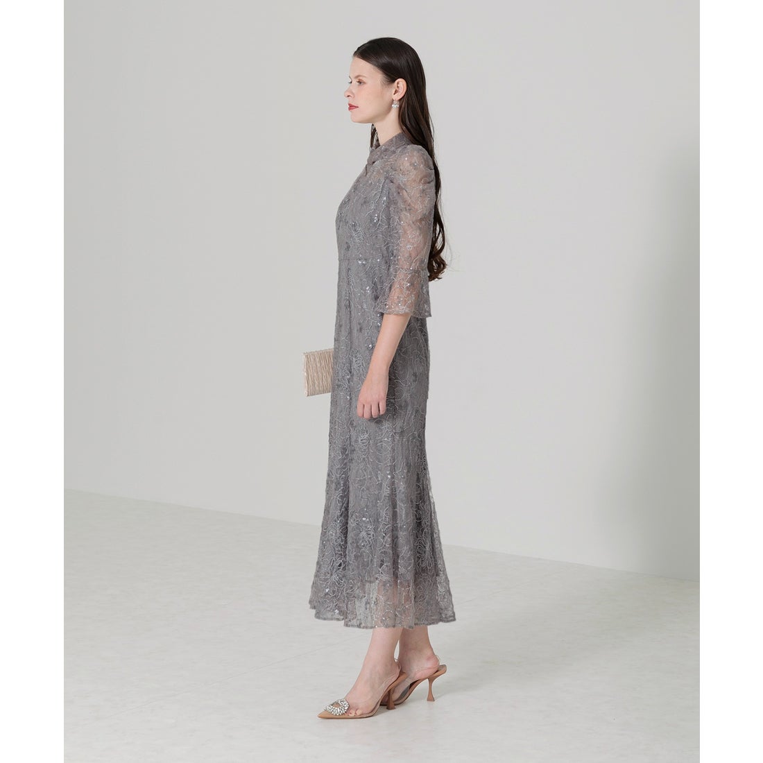 レジャ Leja スパンコール花柄刺繍ソフトパフスリーブマーメイドライン