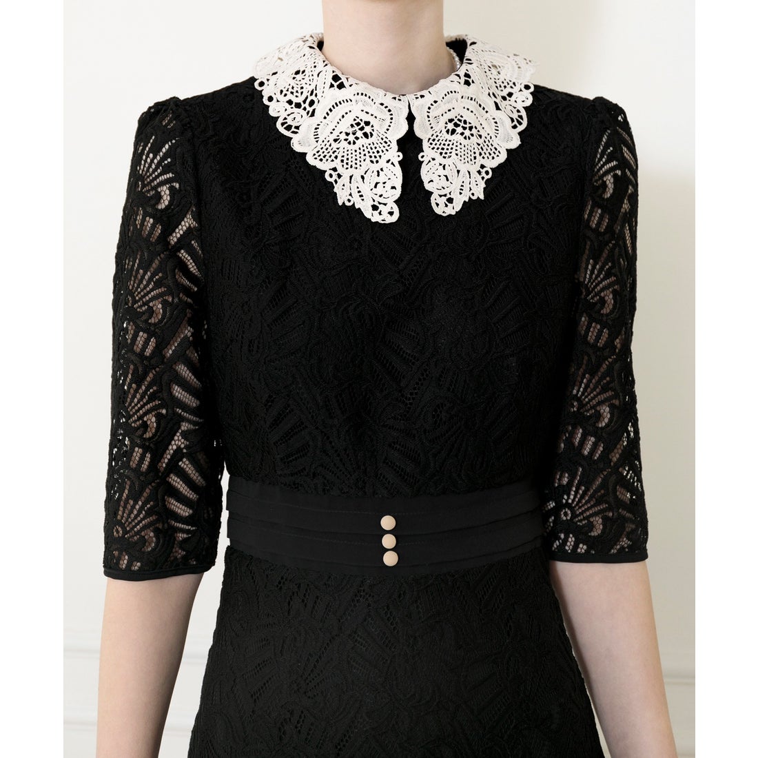 レジャ Leja レースビッグカラー花柄刺繍ウエストマークロングフレ