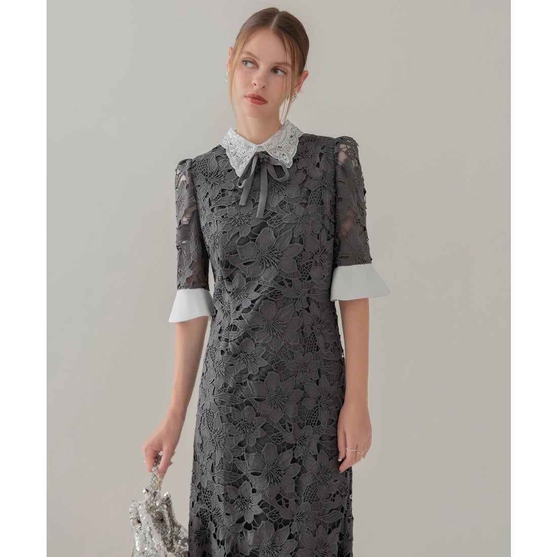 レジャ Leja パールカラーボウタイフラワーレースフィッシュテール