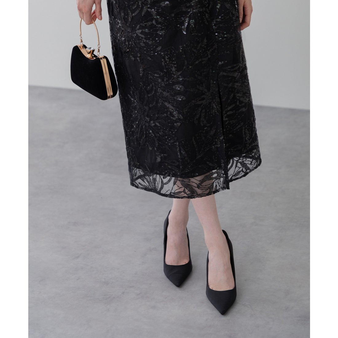 レジャ Leja シアーパフスリーブペプラムスパンコール花柄Iライン