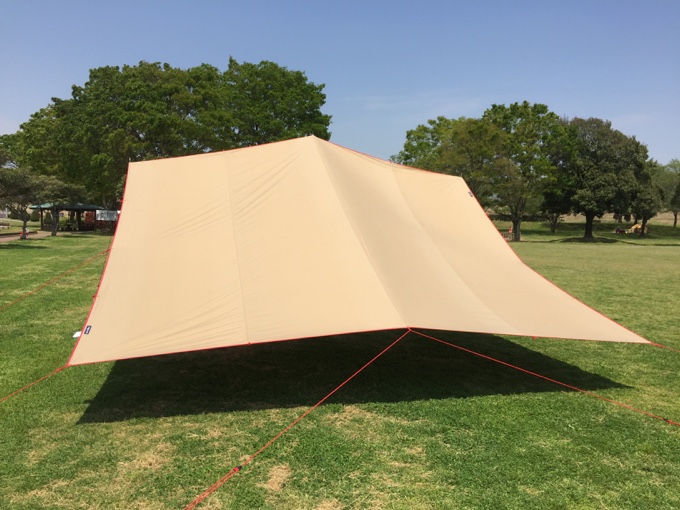 焚き火大型TCレクタタープハイランダー テンマクのポリコットン幕