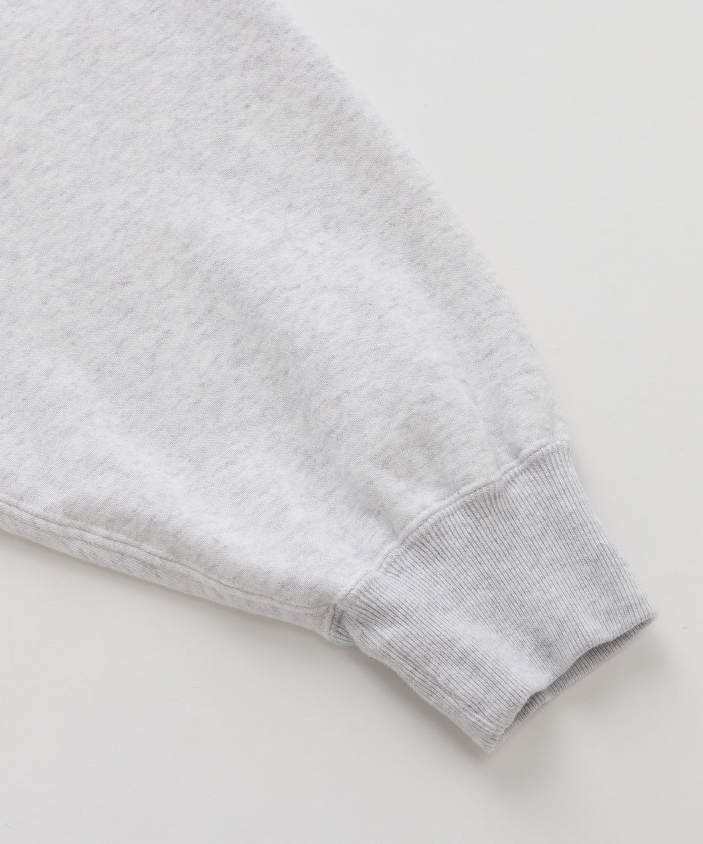 SEA Seavalley Mountain Club 70's HOODED SWEATSHIRT