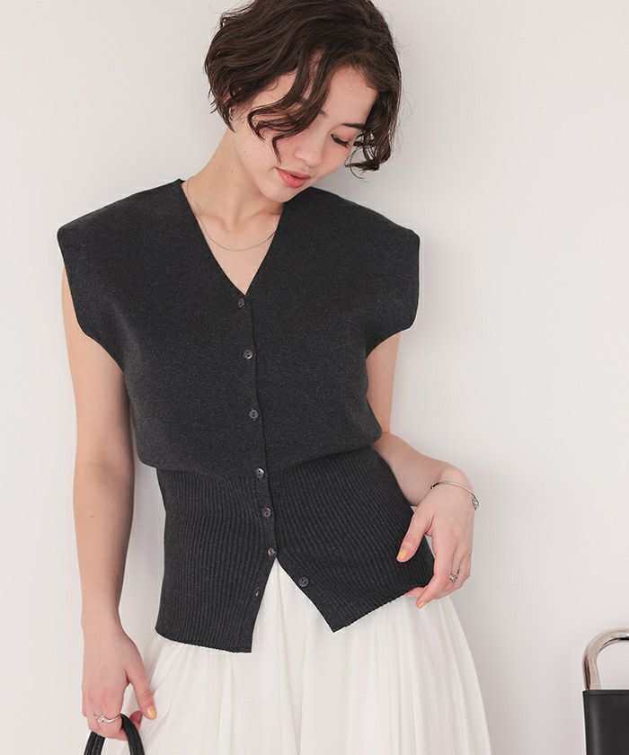 ノースリーブVネックリブニットベスト | titivate