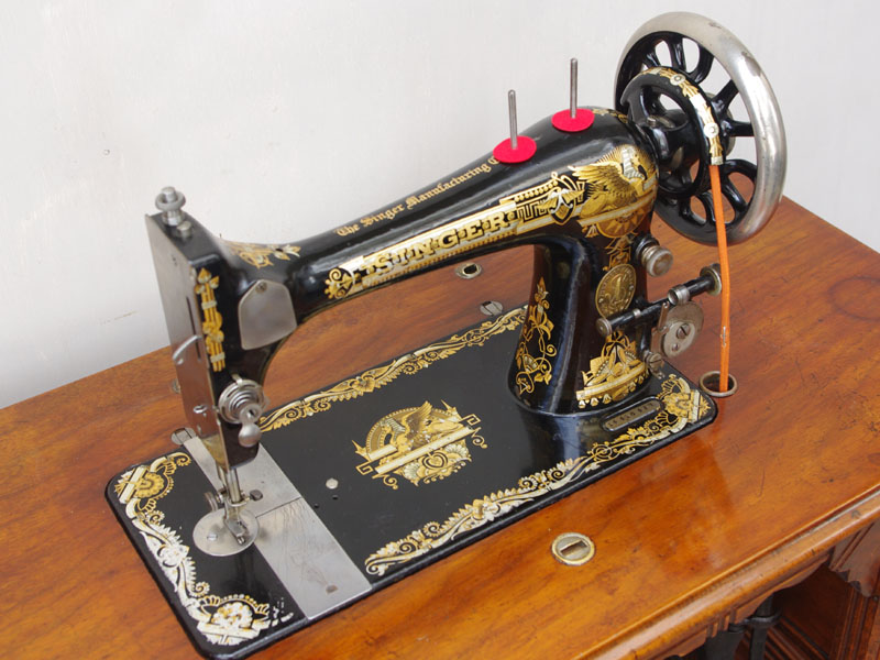 No.298 SINGER 27K シンガー製 家庭用足踏みミシン：アンティーク