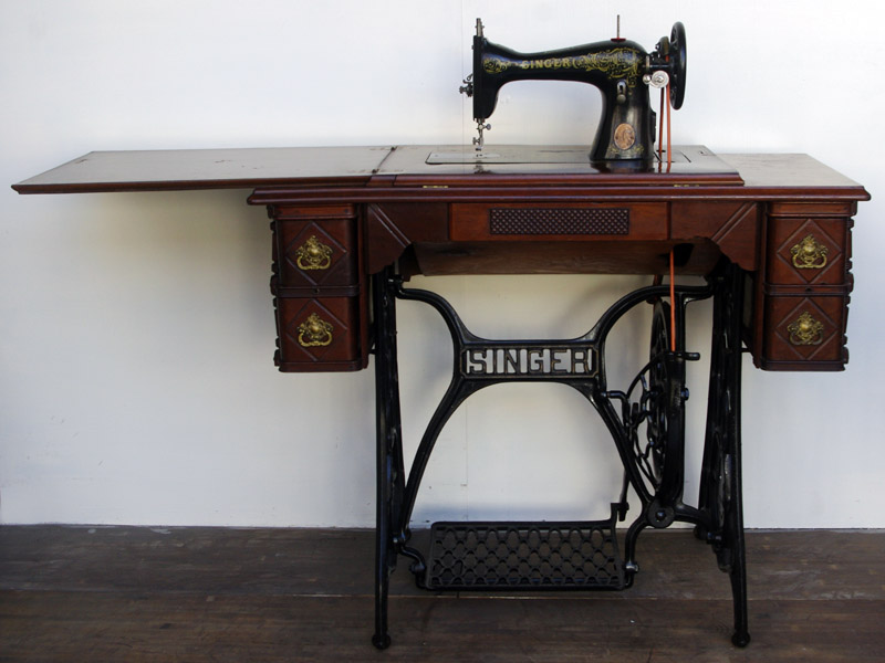 No.393 希少薔薇柄 SINGER 15 シンガー製 家庭用足踏みミシン